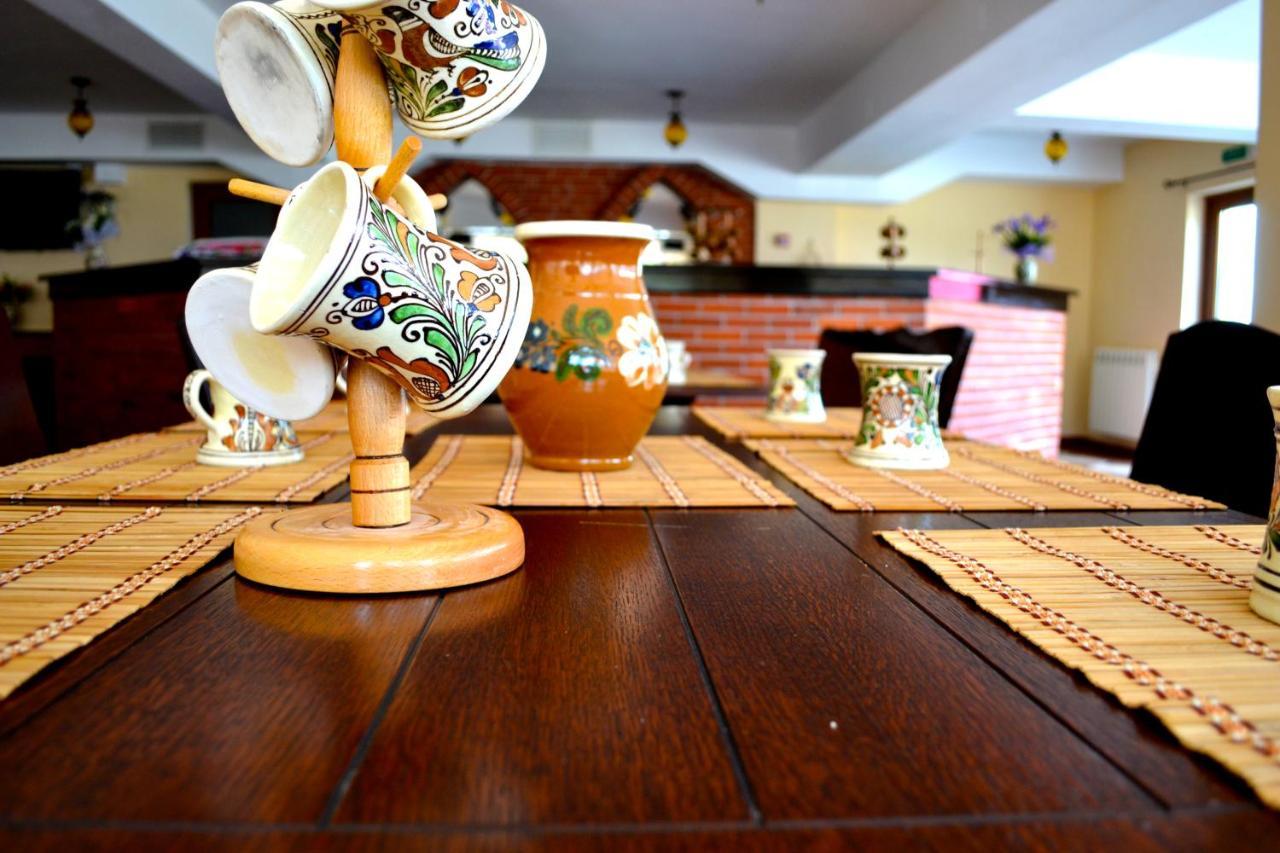 Pensiunea Skiland مونتيل بيشوري المظهر الخارجي الصورة